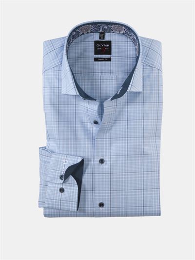 Olymp Level5 lyseblå ternet skjorte med mørke knapper og kontrast mønster i krave og manchet. Body Fit (slim fit) 2044 44 11